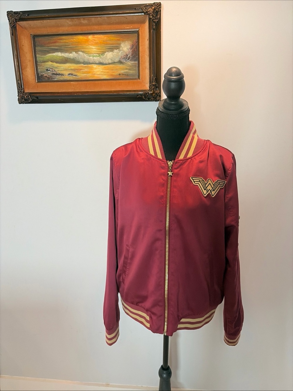 Wonder Woman Bomber Jacket Women’s Large DC Comics Official Varsity cosplay